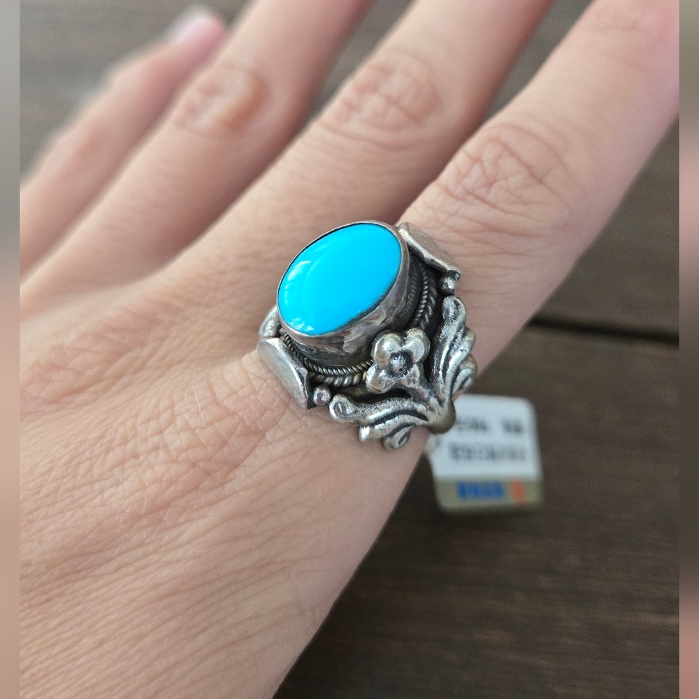 Tibetan Turquoise Sterling Silver Floral Ring - Picture 7 of 8